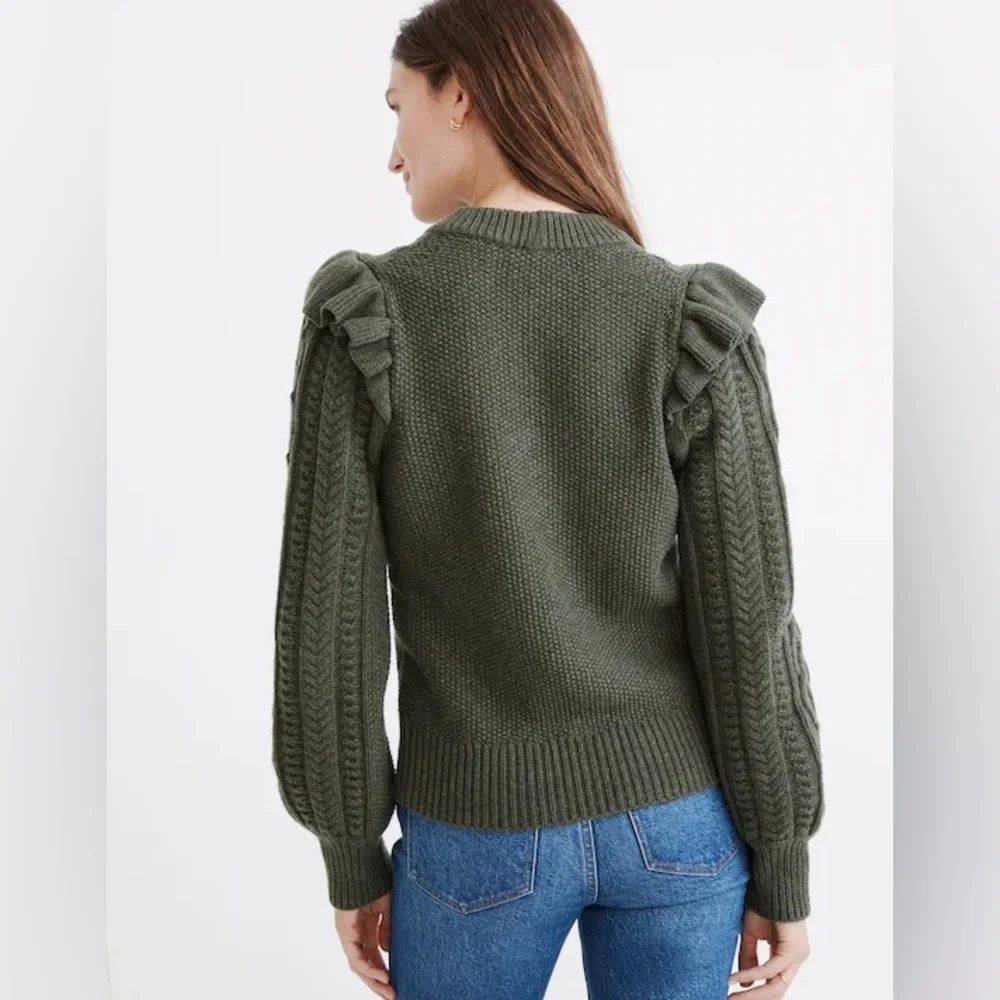 Madewell Hollydene Ruffle-Shoulder Pullover Sweater in Antique Cream
